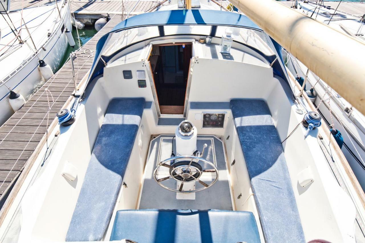 Bmyguest-evamia River Boat 3* Lissabon